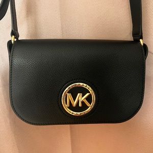 *New with Tags* Michael Kors Leather Crossbody Bag